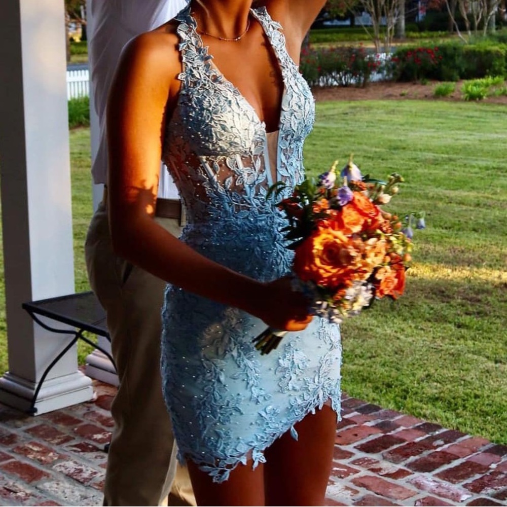 Sherri hill